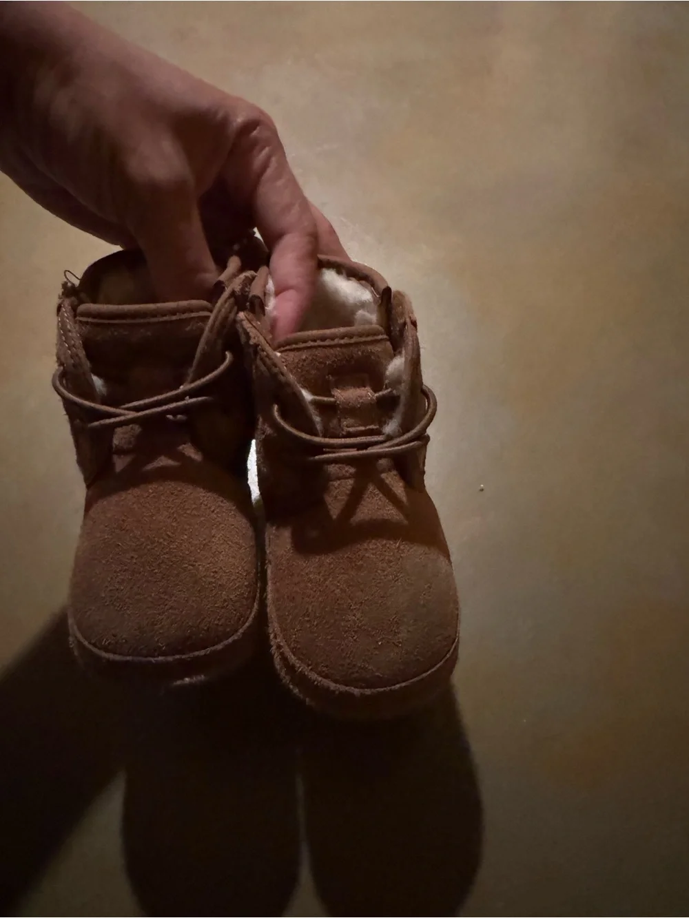 Ugg baby Tan Suede Lace-Up Booties - Cozy Fleece Lining 6-12 months